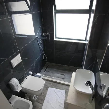 Otel New Akileda 3*